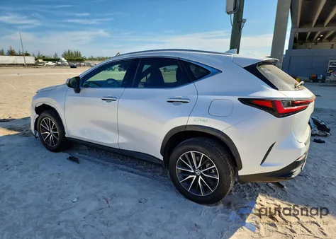 2024 Lexus Nx 250 Premium z USA, uszkodzony, nr VIN 2T2GDCAZ2RC012084